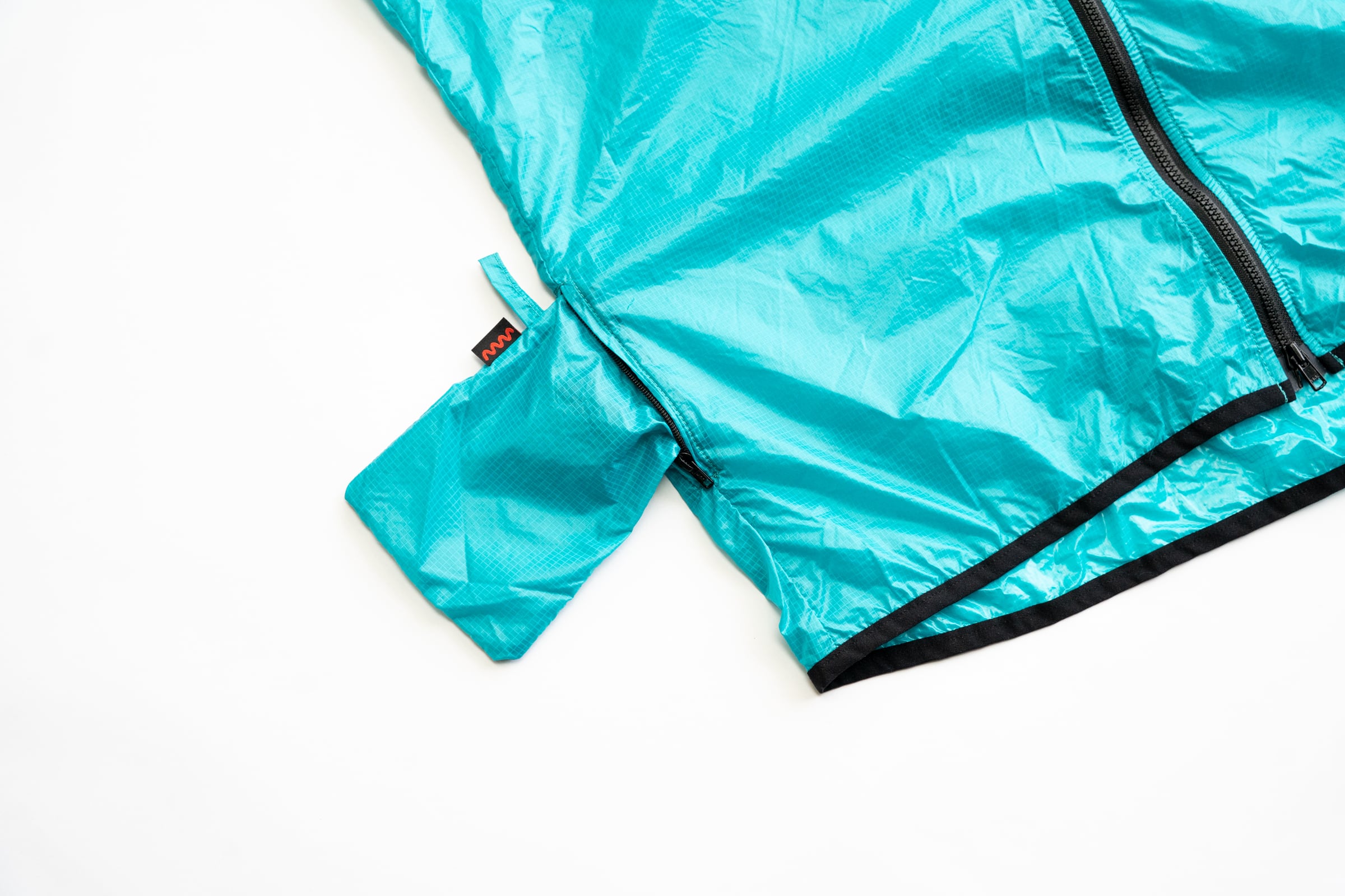 Calgary Wind Jacket 2026SS model | JINDAIJI MOUNTAIN WORKS