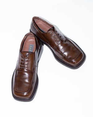 "KENTH COLE" square toe leather shoes