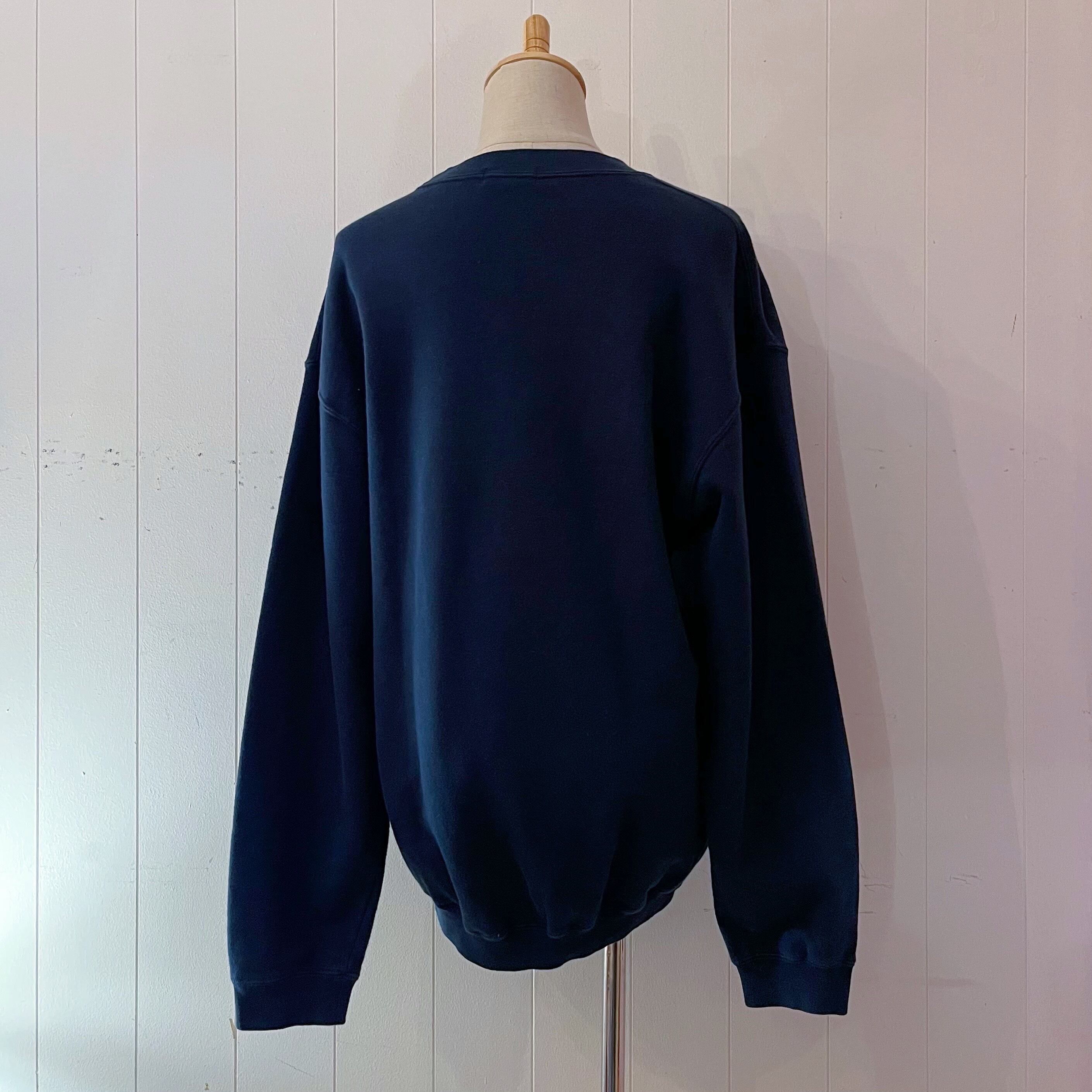 remoma / christmas embroidery sweat