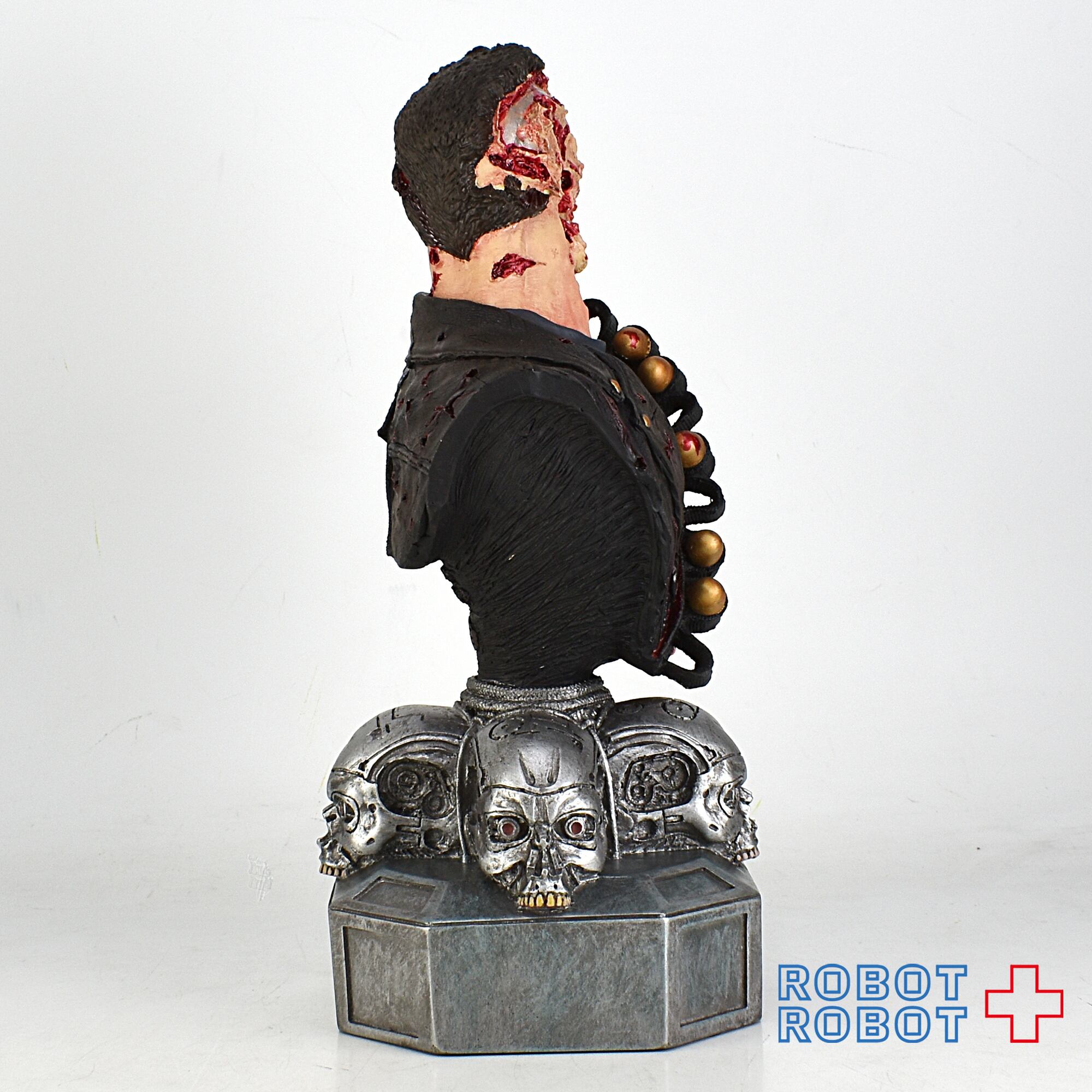 ターミネーター2 ミニバスト T-800 | ROBOTROBOT