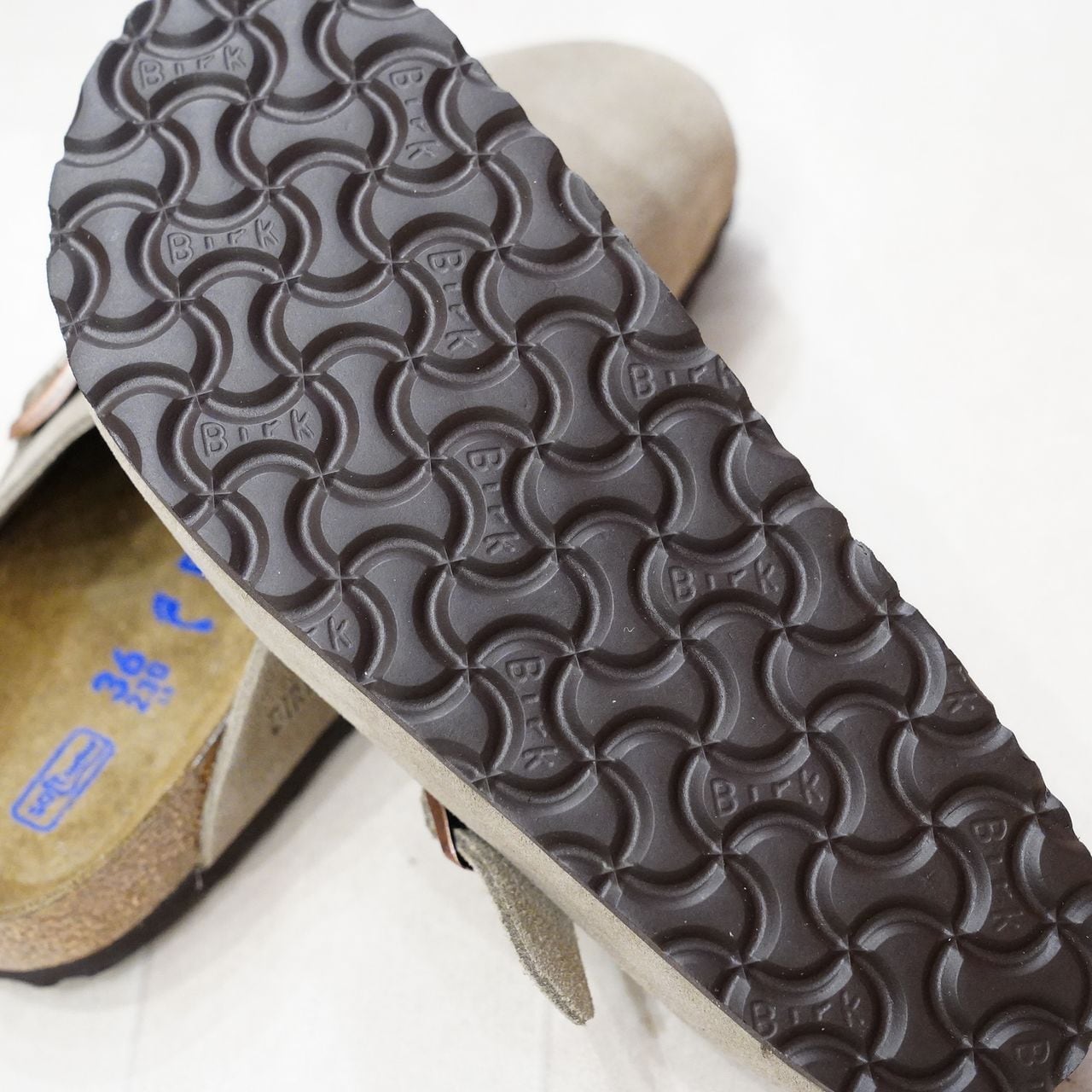 BIRKENSTOCK レディース ボストン トープ BOSTON Taupe 0560773 BIRKENSTOCK レディース ボストン トープ BOSTON Taupe 0560773