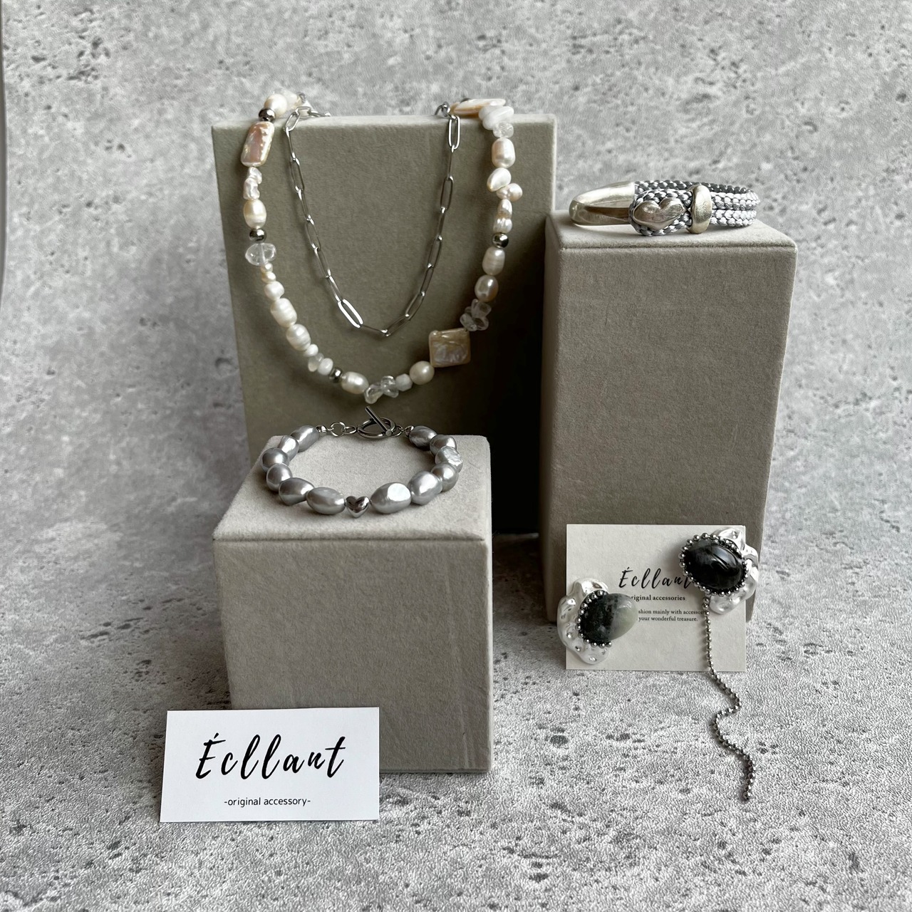 [silver] パール ×ホワイト マンテルネックレス［SSN030］