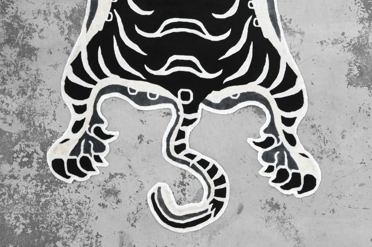 Tibetan Tiger Rug 《Lサイズ•シルク•オリジナル1•モノクロ171