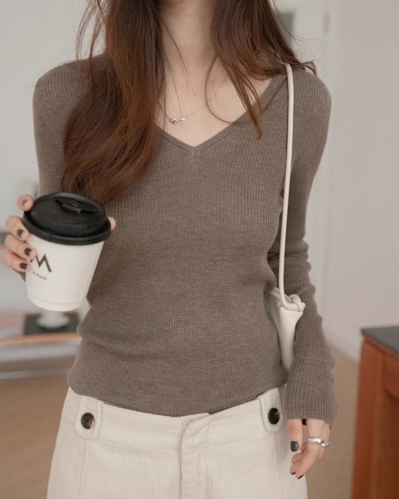 V-neck slim rib Knit T20334