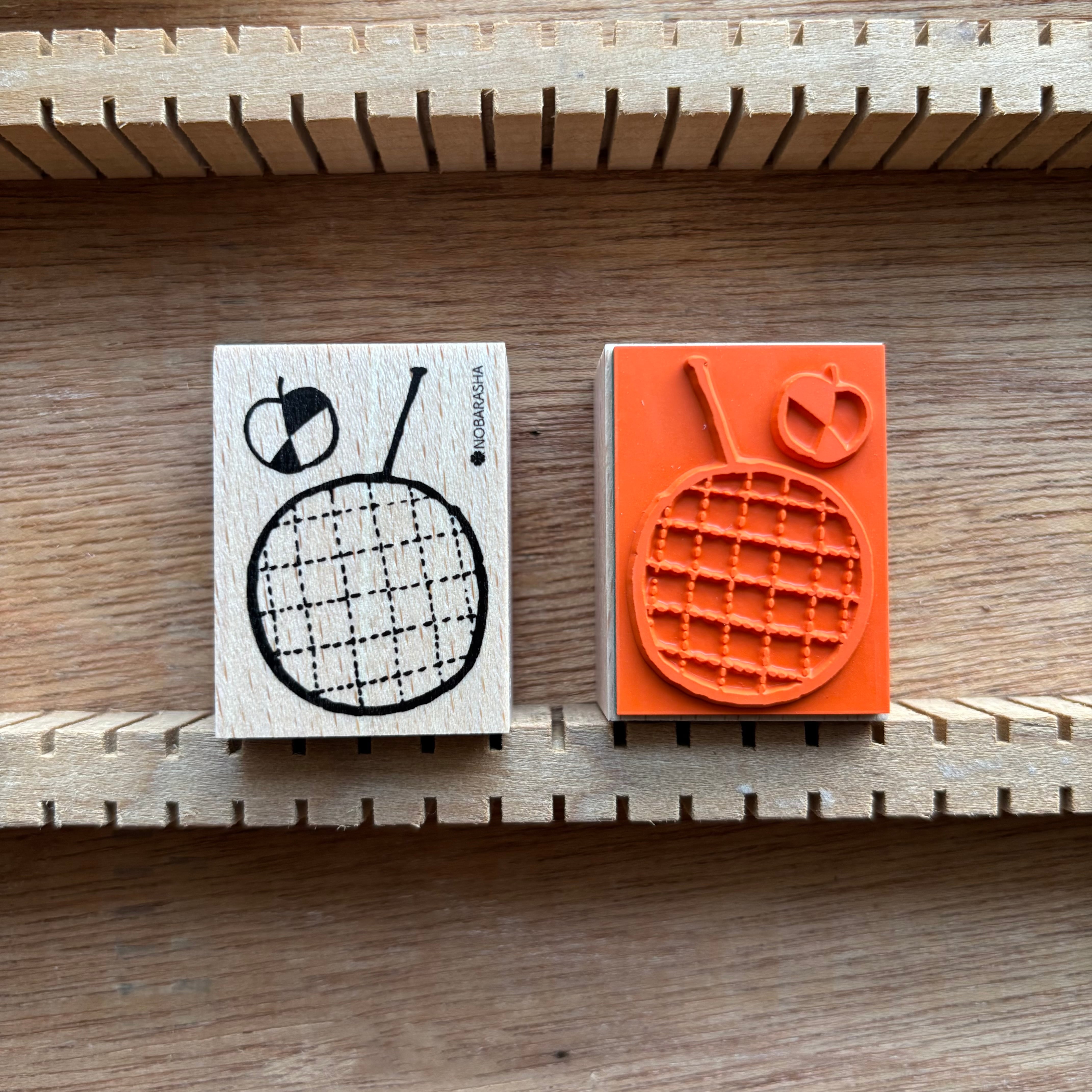 野ばら社の図案はんこ・メロンとりんご|STP-1031