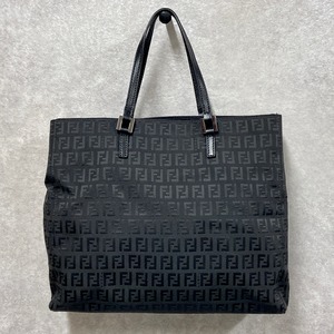 FENDI フェンディ ズッキーノ トートバッグ ブラック 6296-202203