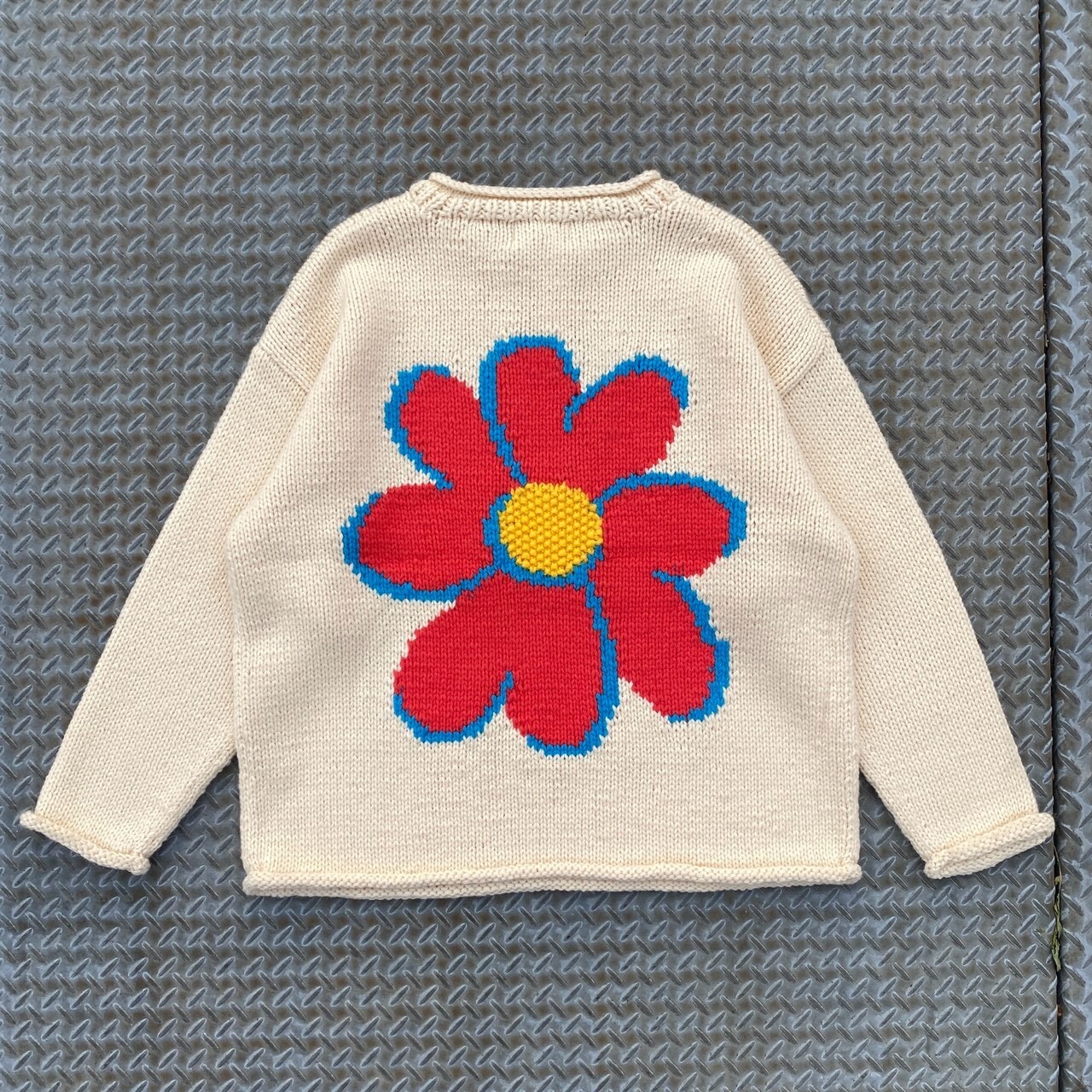 CC "FLOWER with LOVE" HAND KNIT -SNOW WHITE-