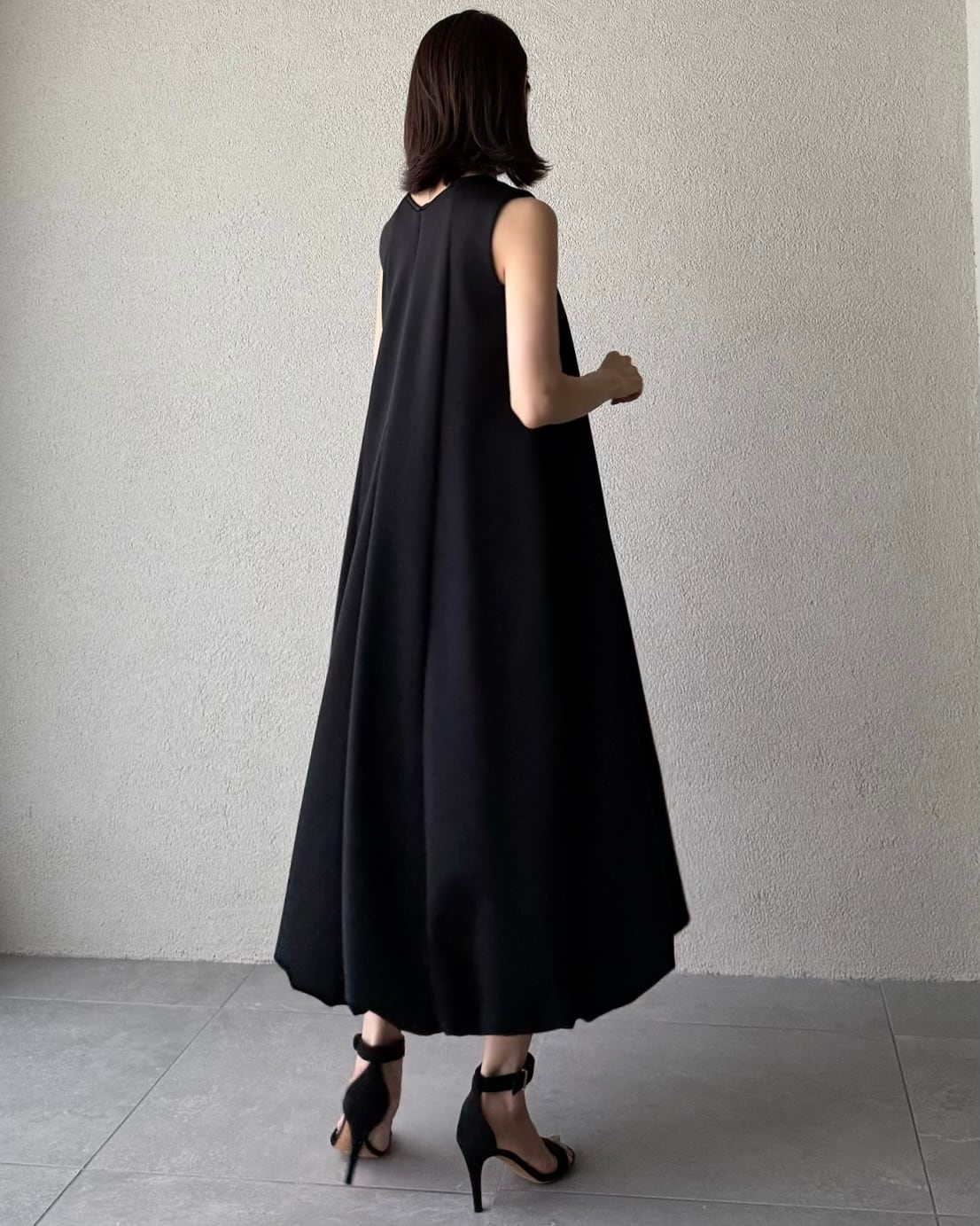 残り僅か！SYSORUS × akko3839 ライトダンボールバルーンワンピース