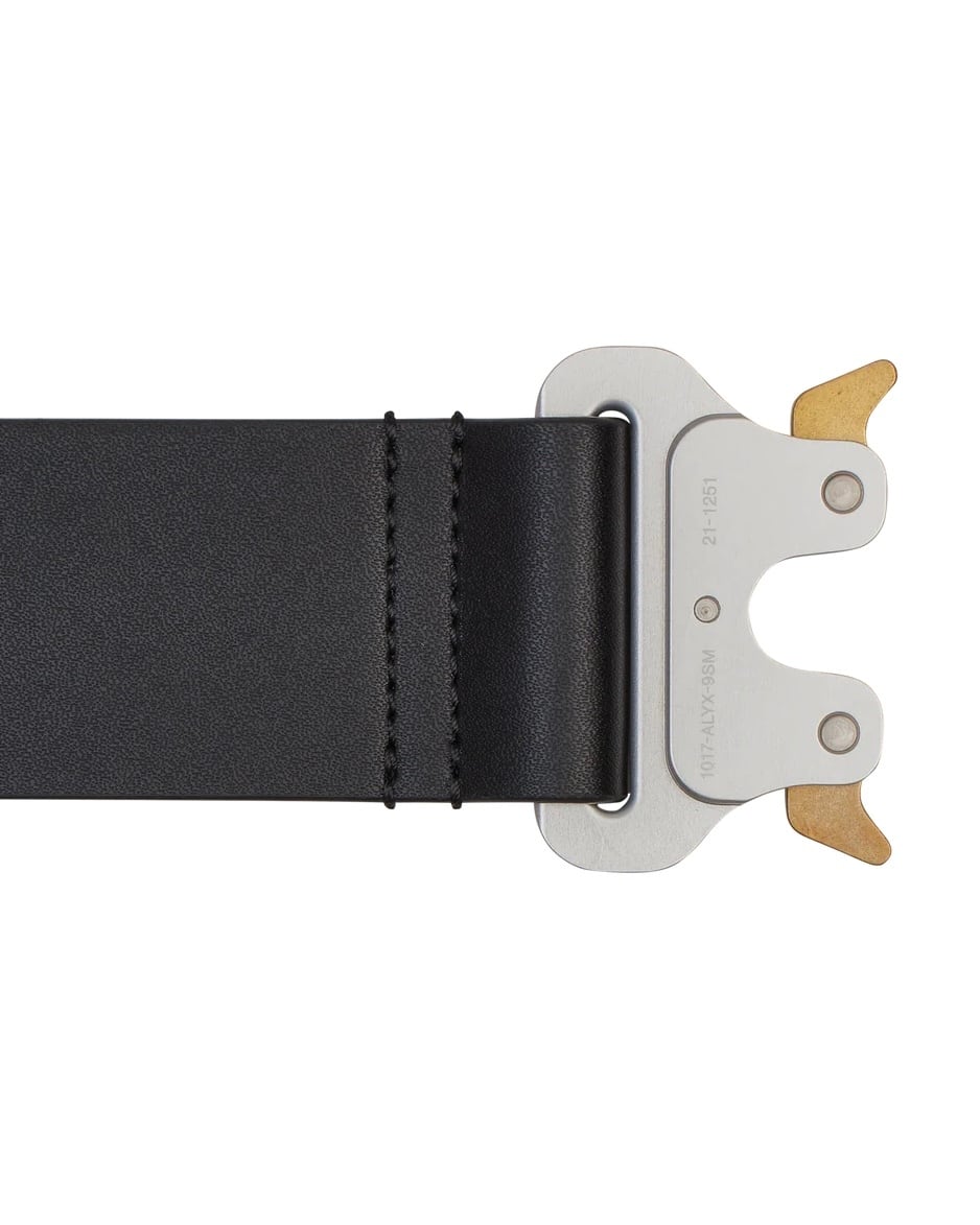 1017 ALYX 9SM / LARGE METAL BUCKLE BELT | Answer