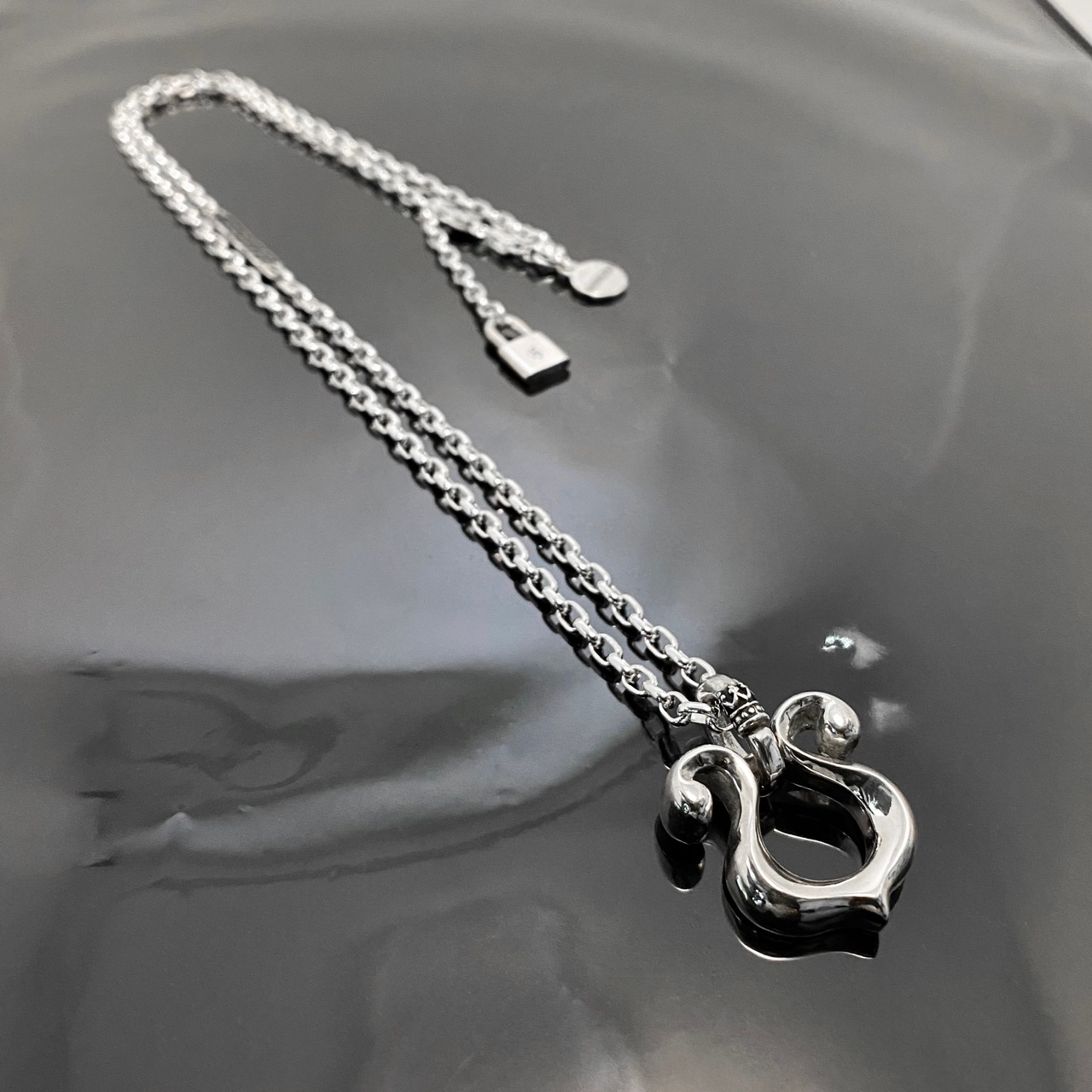 RHYTHMIC HORSESHOE LARGE NECKLACE #1 with GODSIZE® I.D. TAG / リズミックホースシューラージ#1ネックレス ゴッドサイズ® I.D.タグ