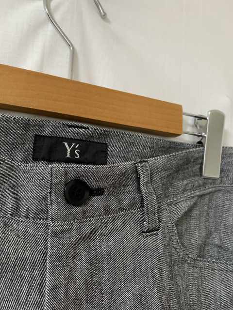 Switched Design Tapered Silhouette Denim Slacks "Y's"