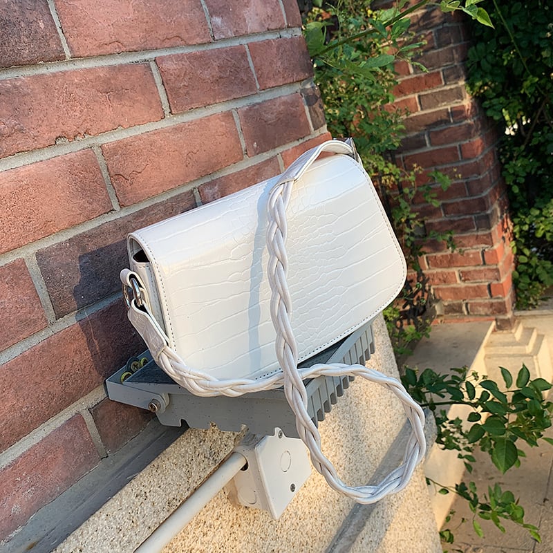 スモールバッグ女性バッグ2020夏の新しいトレンディなワイルドクロスボディスモールスクエアバッグネット赤いファッションテクスチャショルダーバッグ Tiancai_Wing_Bag6293650