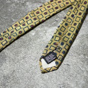 pattern silk tie