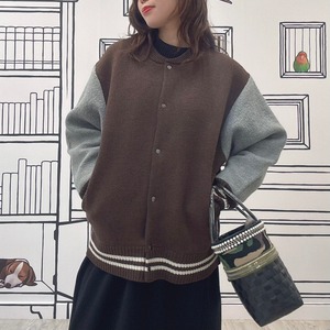 ディニテコリエ　バックロゴニットブルゾン