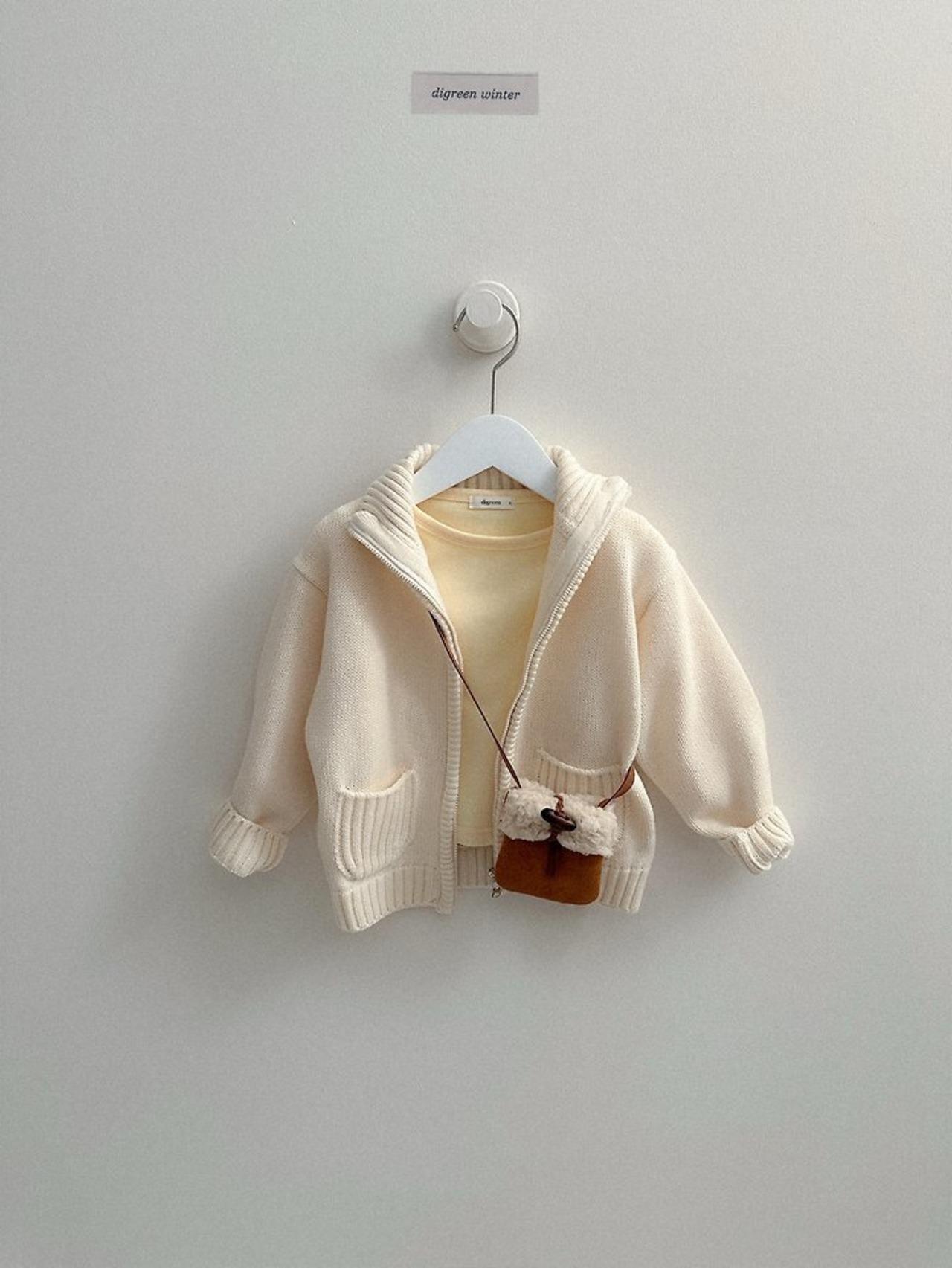 〖取寄〗韓国子供服 / 26winter / Digreen / ポグニT / キッズ / 冬服 *S~2XL*
