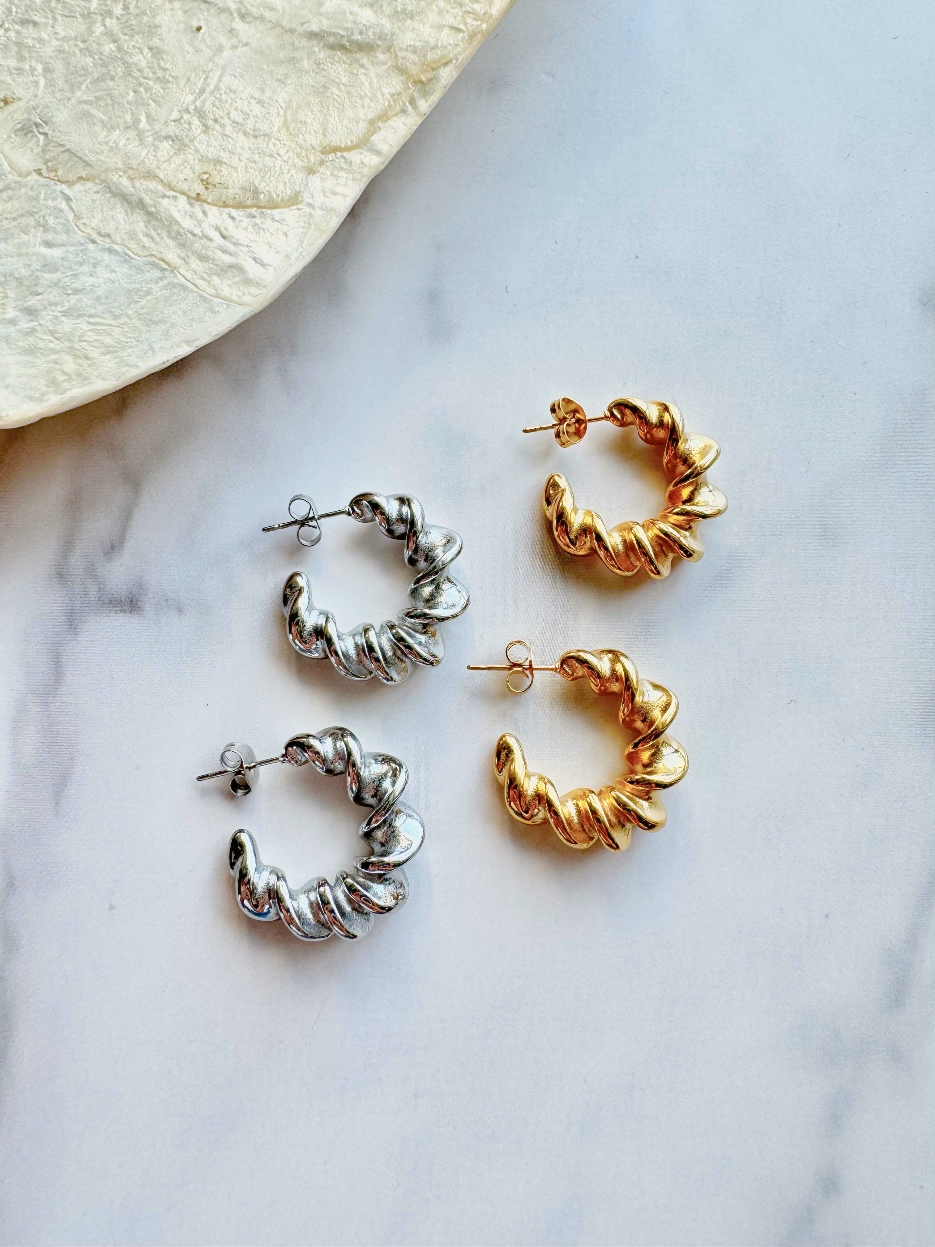 #123 Stainless half hoop earring (ステンレスハーフフープピアス)