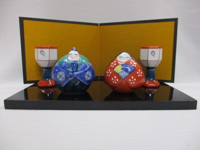 畑萬作　雛人形　置物 畑萬ひな人形 | 有田焼 創作陶器 有兄堂