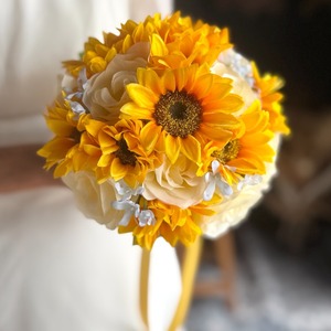 ひまわり×水色ラウンドブーケ☆