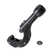 パイプスパッとカッター PC-01 切断可能な直径3〜35mm 厚さ3mmまで 切れ味抜群 カッター イレクターパイプ いれくたーパイプ ステンレスパイプ 塩ビパイプ 鉄パイプ アルミパイプ 物干し竿 突っ張り棒 パイプハンガー DIY 塩ビカッター 面取りカッター付き 替え刃付き 挟んで回すだけ (ブラック3-35mm)