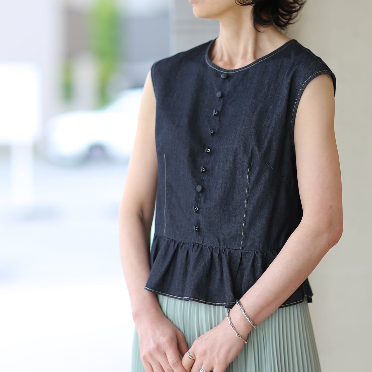 BRAHMIN (ブラーミン) ライト ウェイト デニム スリーブレス ブラウス