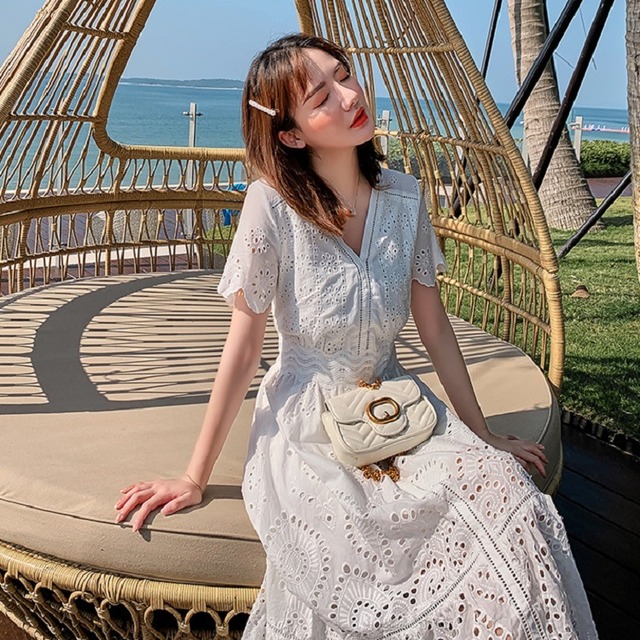 夏ワンピース 夏ワンピ 白ワンピース 白ワンピ ワンピース ワンピ レディース 女性用 白 パンチング ハイウエスト ハイウエスト 半袖 Vネック シースルー リゾート 旅行 デート 普段着 デイリー 清楚系 お洒落 人気 爽やか 大人かわいい Op1017 Colorful Closet