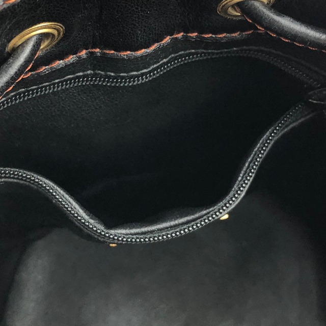 Yves Saint Laurent イヴ サンローラン　カットオフ　YSLモチーフ　カサンドラ　レザー　巾着　ドローストリング　ショルダーバッグ　ブラック×レッド　vintage　ヴィンテージ　オールド 　u5skir
