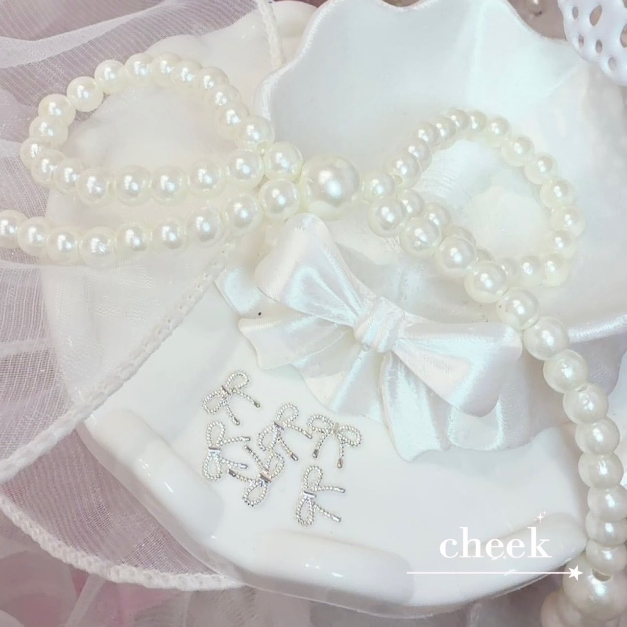 ネイルパーツ パール リボン 4個入り | cheekgel