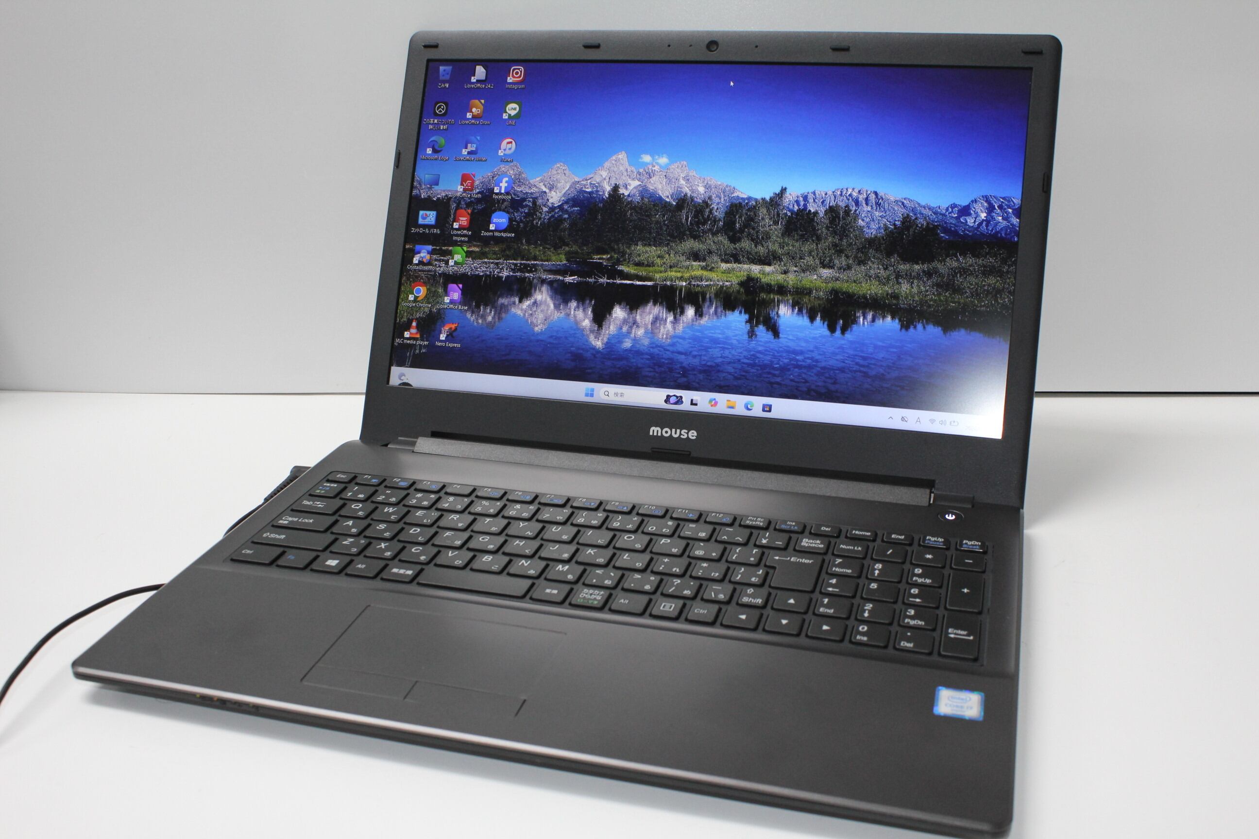 中古ノートパソコン Windows11+office Lenovo Ideapad330 Celeron-3867U/メモリ4GB/爆速SSD256GB/15.6インチ/無線/webカメラ/DVDマルチ搭載 中古良品ノートパソコン LENOVO Ideapad 330 Windows11+office 爆速