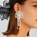 ピアス レディース アクセサリー フラワーモチーフ 花 パール ビーズ 大きめ ファッション カジュアル きれいめ おしゃれ エレガント 存在感 揺れる パーティー お呼ばれ 結婚式 女性 ピアス