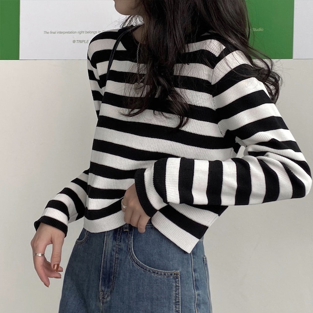 【送料無料】 3色 トップス レディース セーター ニット 長袖 ラウンドネック ボーダー ラフ こなれ感 おしゃれ シンプル プルオーバー ショート丈 縞々 しましま ホワイト 白 ブラック 黒 グレー レッド アプリコット 赤 ベージュ 春 秋 10代 20代 30代 大人女子 ゆったり おしゃれ OL オフィス 休日 デート トレンド 韓国 ファッション コーデ スタイル  db1141