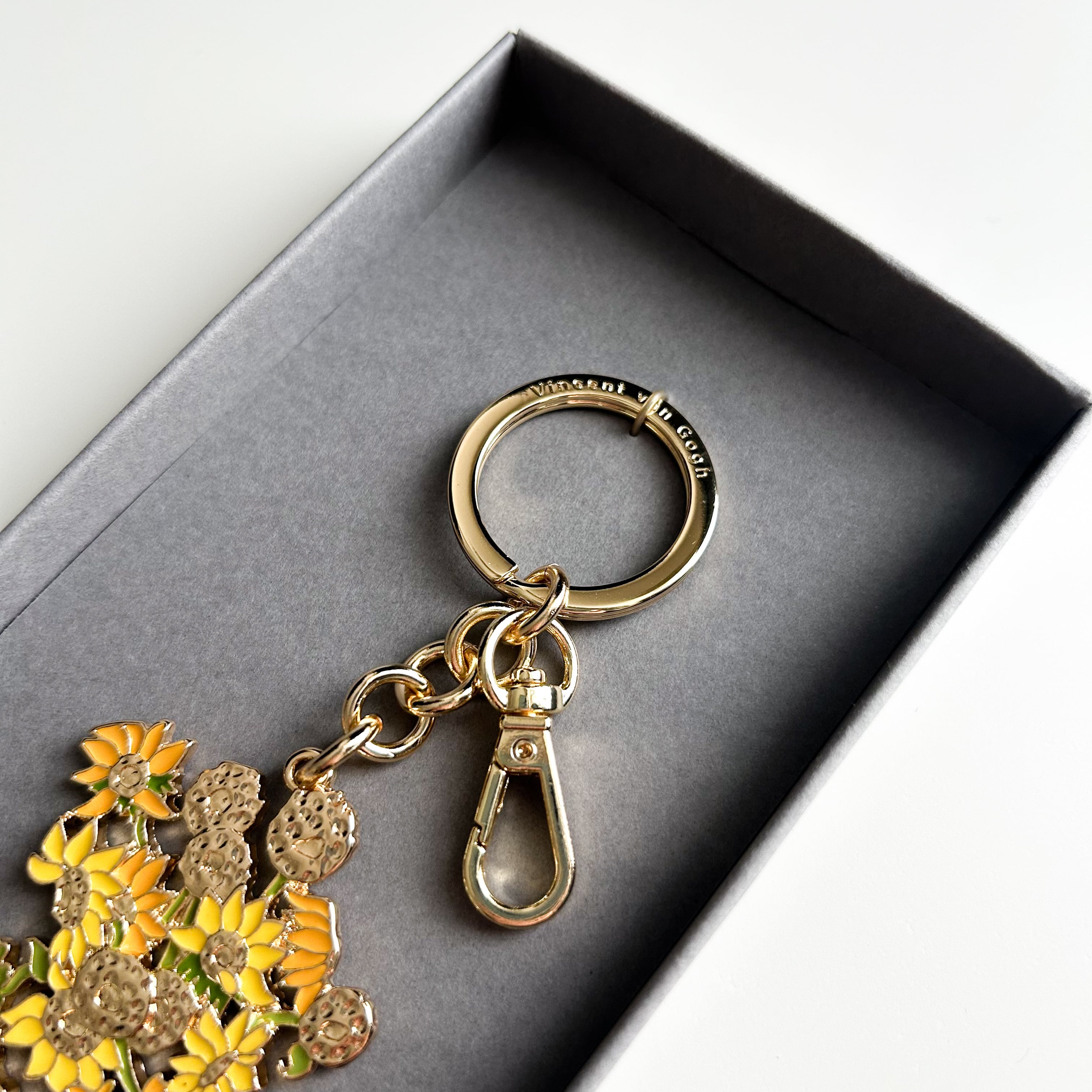 ゴッホ キーホルダー ひまわりモチーフ＜東京都美術館ミュージアム