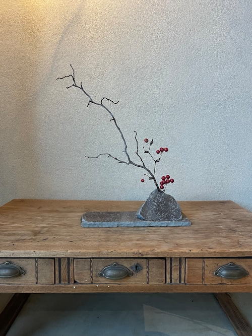 136 石の花器・枝ものセット