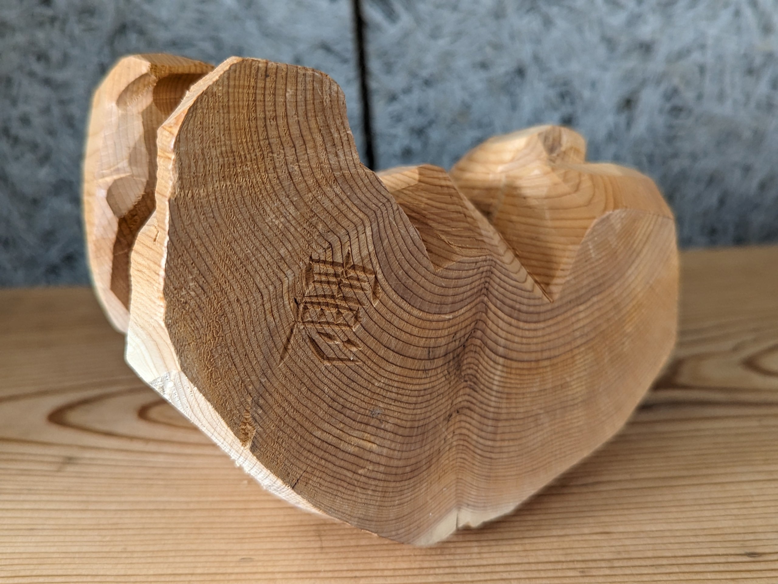 佐藤憲治 座り熊 ＃7「おへそのホクロ」 | 木彫りの熊 | inoya | Basic