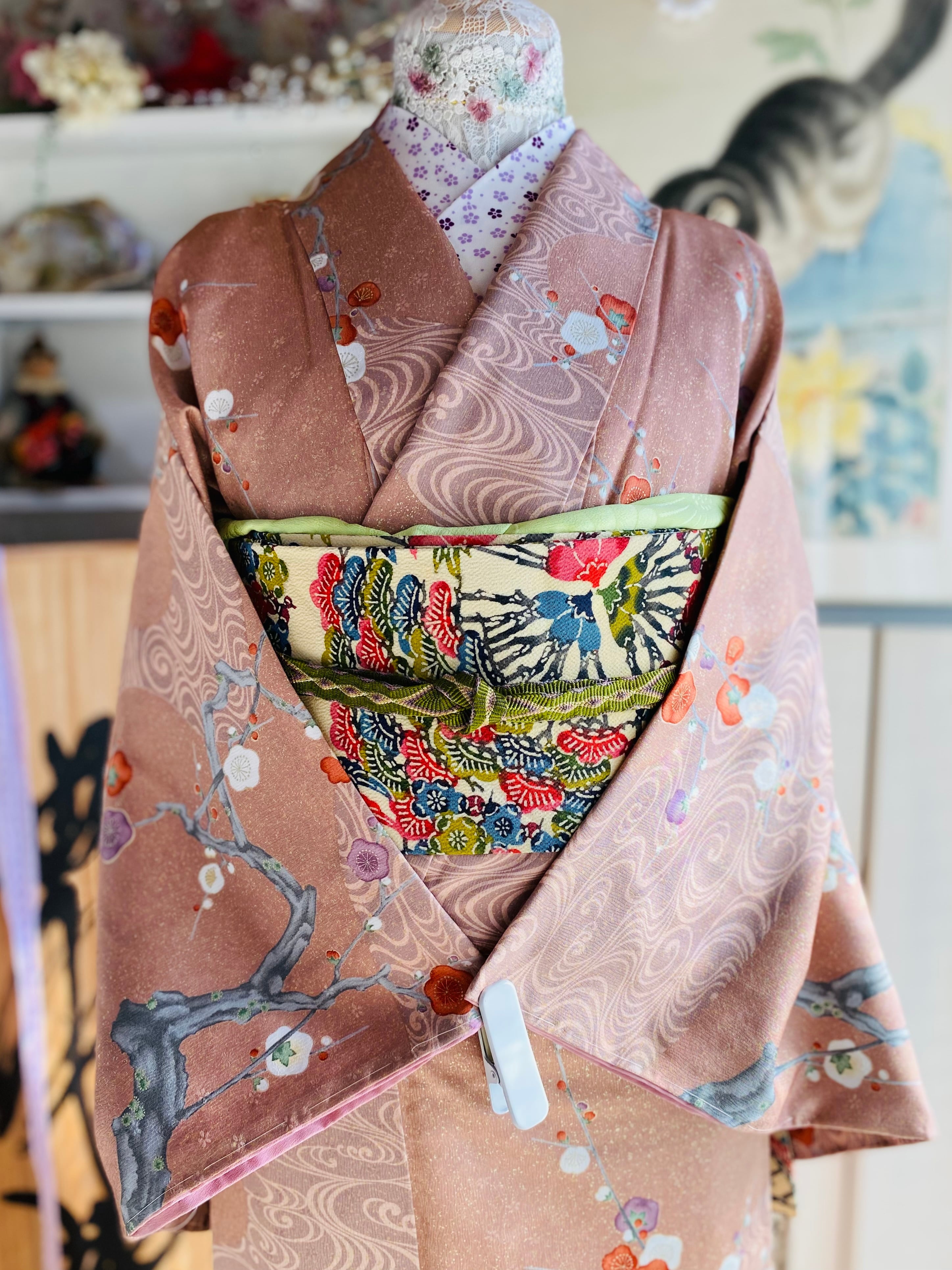 【新品未使用 金彩 光琳枝梅文様 正絹 小紋】