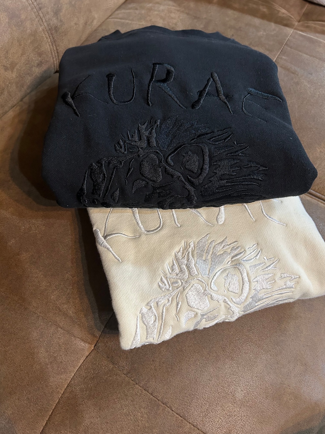 KURAE刺繍スウェット 12.7オンス ヘヴィーウェイト クルーネック Black