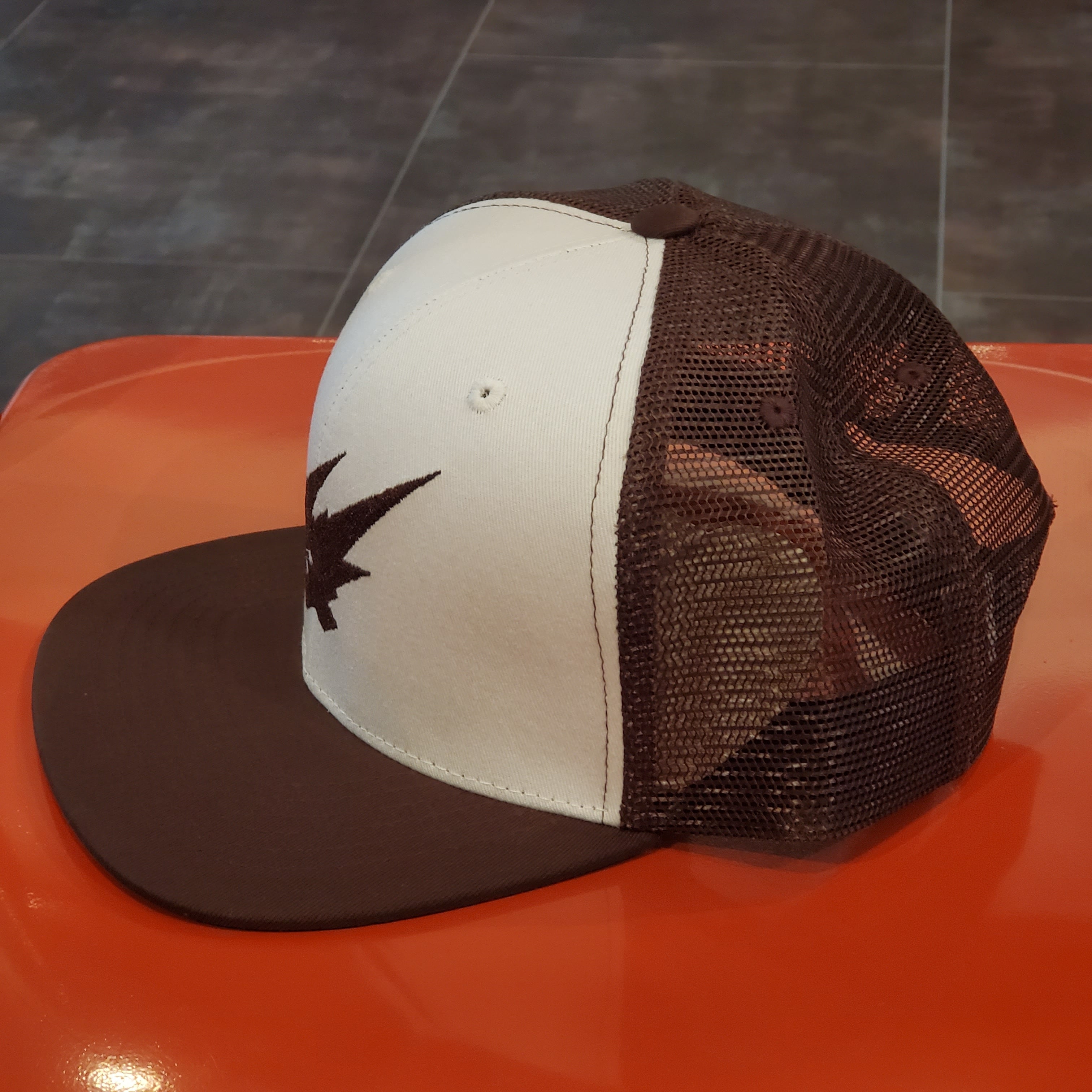 CACTI Heritage Seal Trucker Hat | muuneo