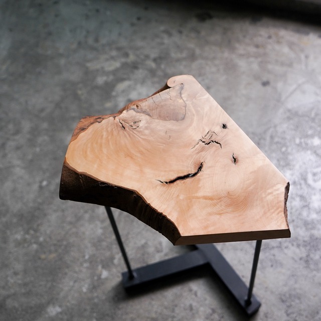 小さなソファーサイドコーヒーテーブル 椿①