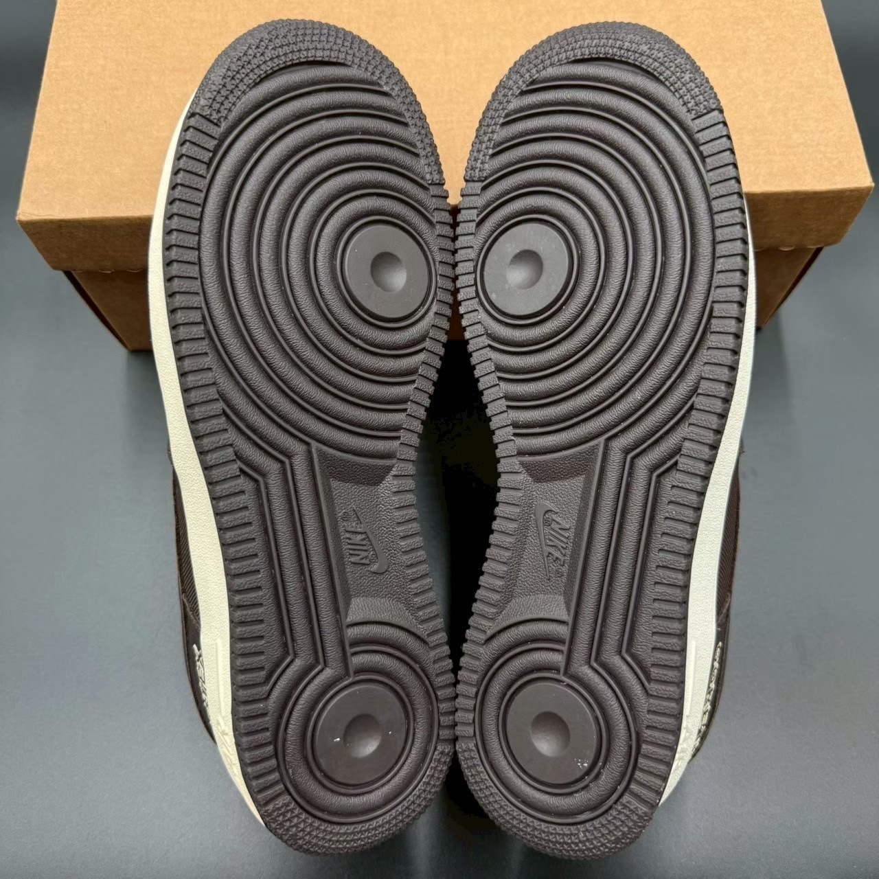 Nike Air Force 1 low GORE-TEX UNRELEASED SALESMANS SAMPLE BAROQUE BROWN