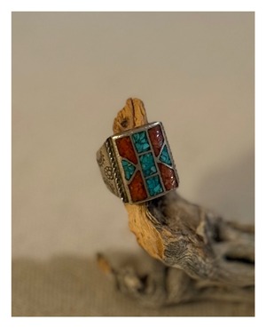 Geometric Mosaic Inlay Silver Ring (c. 1950–1970s)