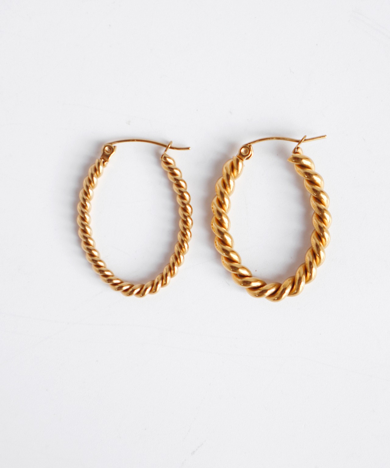 ロープピアス/023023・023024