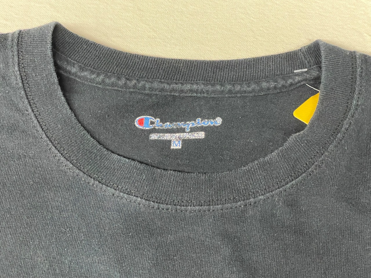 古着〜champion チャンピオン スクリプトFOOTBALLロゴ フットボール ボール調Tシャツ レギュラー古着Usedclothing