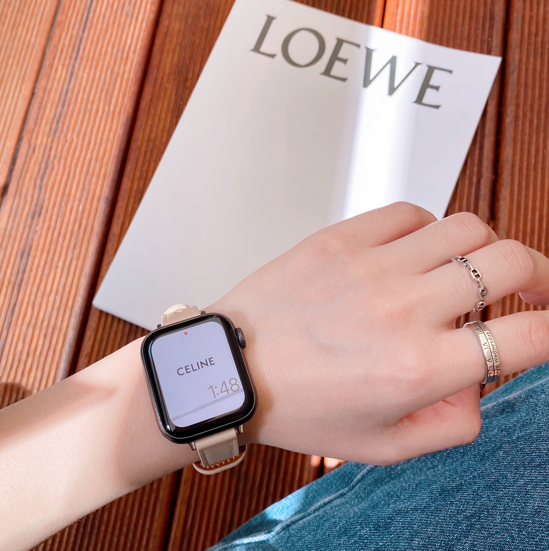 大人可愛い アップルウォッチ 替えバンド レディース Apple Watch 時計ベルト 細身デザイン レザー 着せ替えベルト カジュアル ビジネス  人気 カラーバリエーション 6色