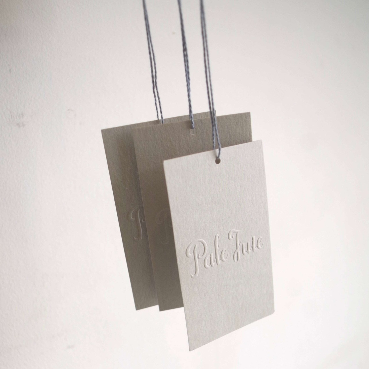 Pale Jute dots knit CD navy × white