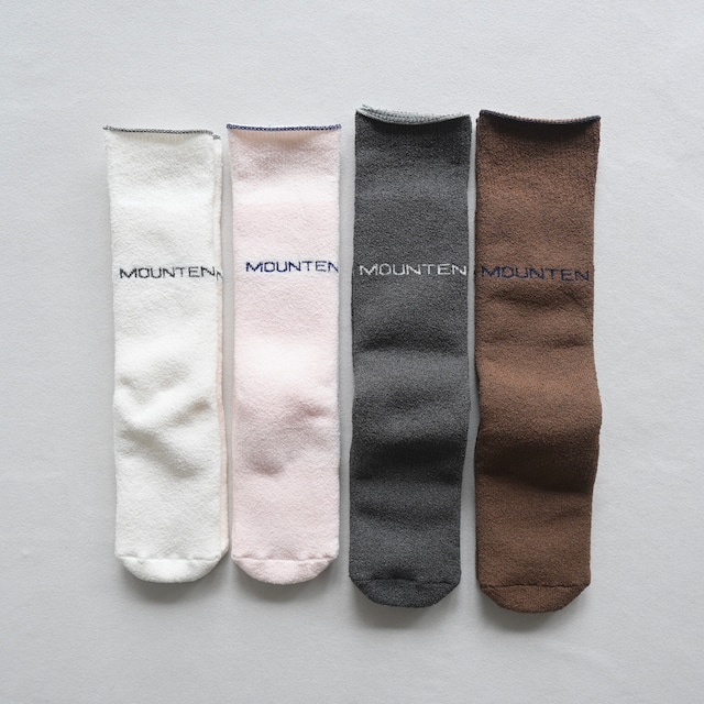 《MOUNTEN. 2026AW》MOUN TEN. logo tube socks / kids
