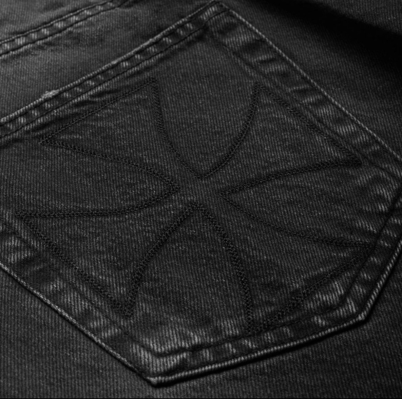 ASKYURSELF / cross pocket phrase denim