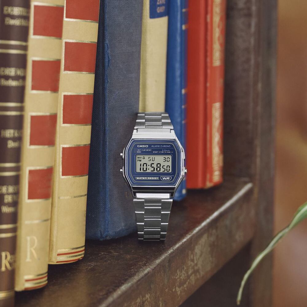先行予約】 CASIO CLASSIC A158WEA-2JF SILVER/NAVY シンプルフェイス
