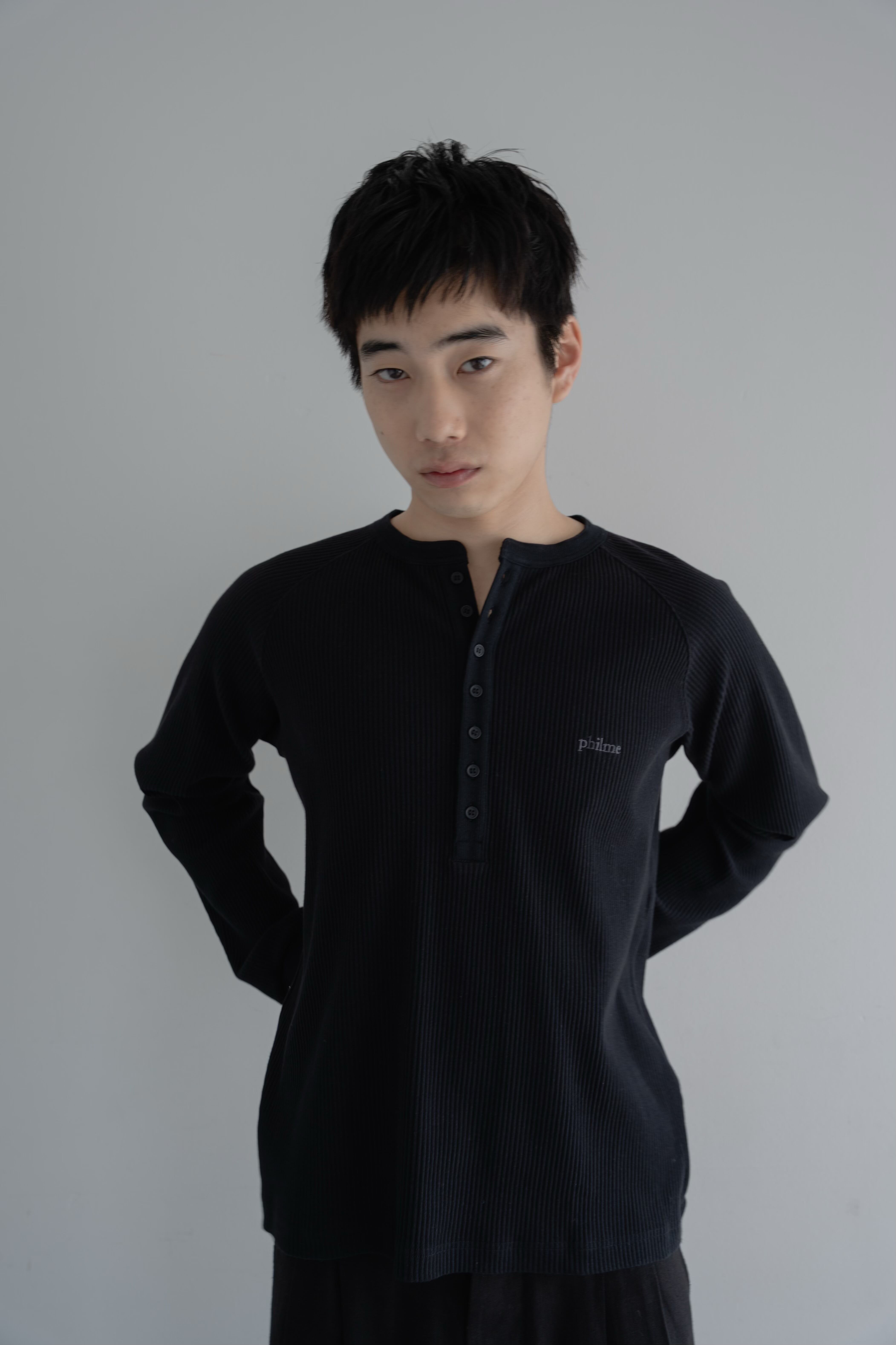 raglan henry neck T | philme