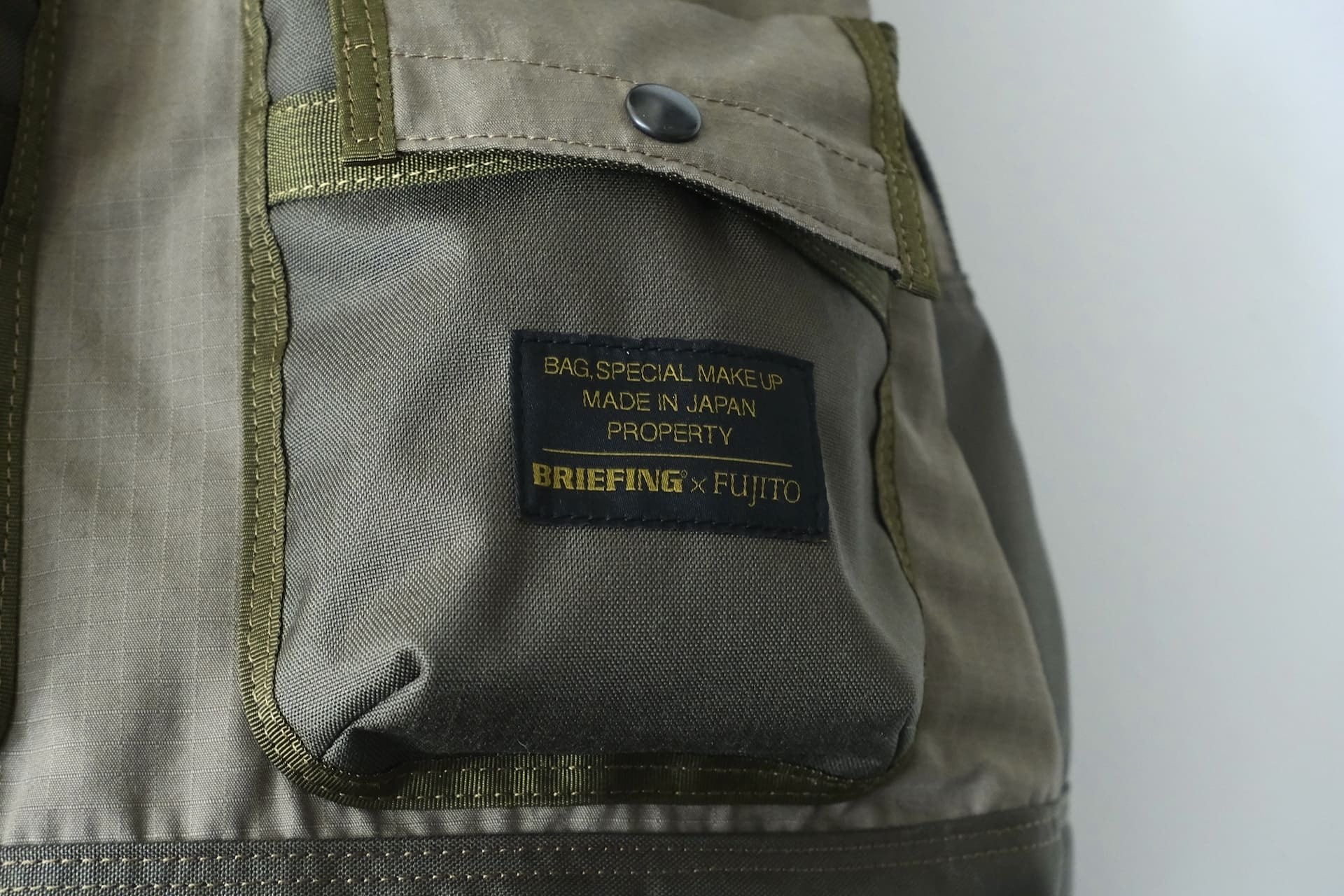 FUJITO × BRIEFING Fatigue Pack Olive | Directors Web Shop