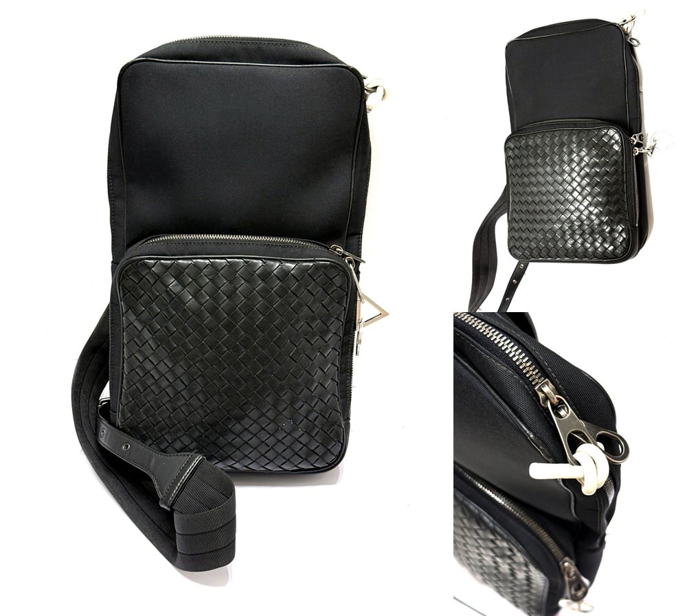 BOTTEGA VENETA ボッテガヴェネタ イントレチャートレザー スリング バッグ ボディバッグ トライアングルチャーム 黒