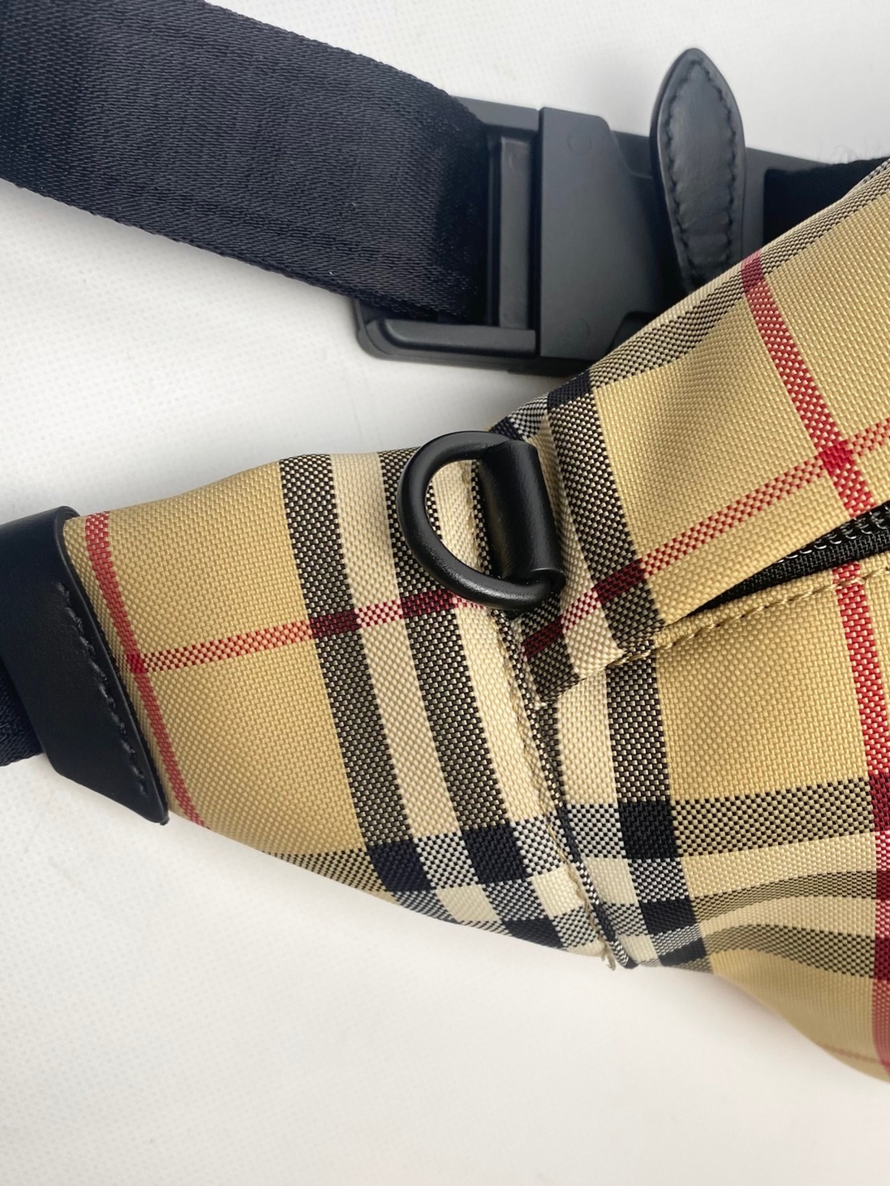 バーバリー ボディバック ウェストポーチ メンズ 8084114